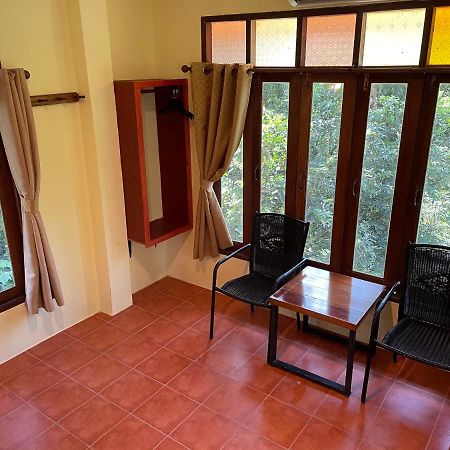 Art'S Riverview Lodge Khao Sok National Park Екстериор снимка