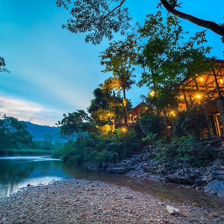 Art'S Riverview Lodge Khao Sok National Park Екстериор снимка