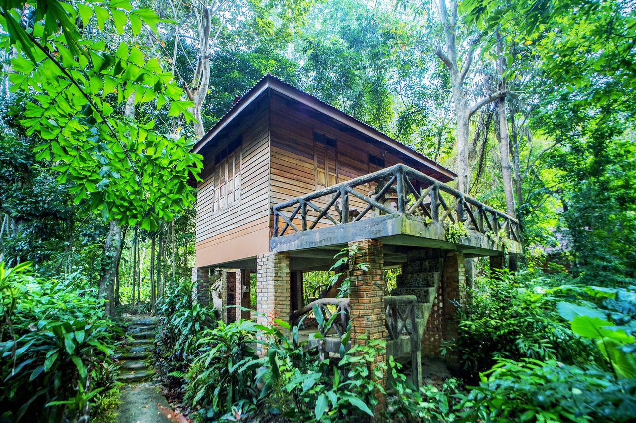 Art'S Riverview Lodge Khao Sok National Park Екстериор снимка