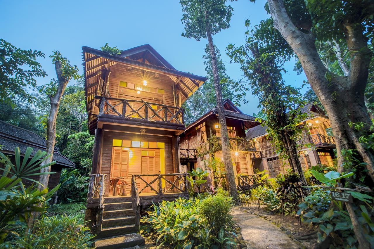 Art'S Riverview Lodge Khao Sok National Park Екстериор снимка