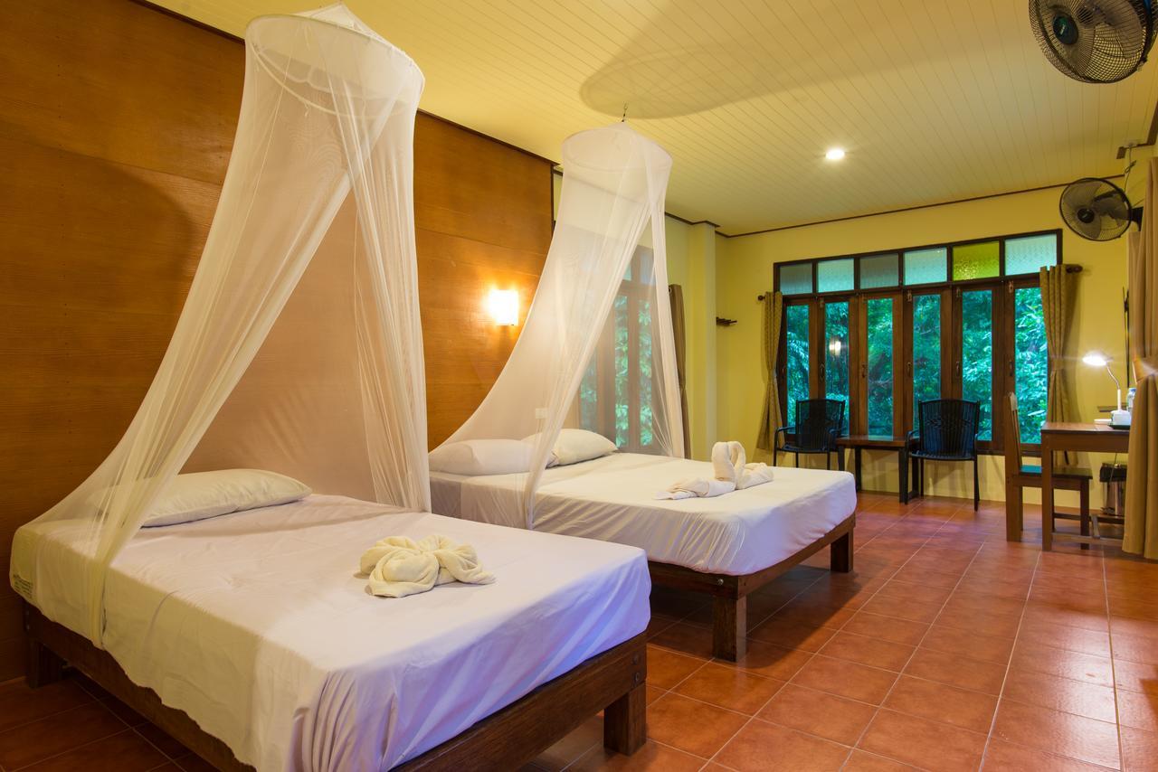 Art'S Riverview Lodge Khao Sok National Park Екстериор снимка