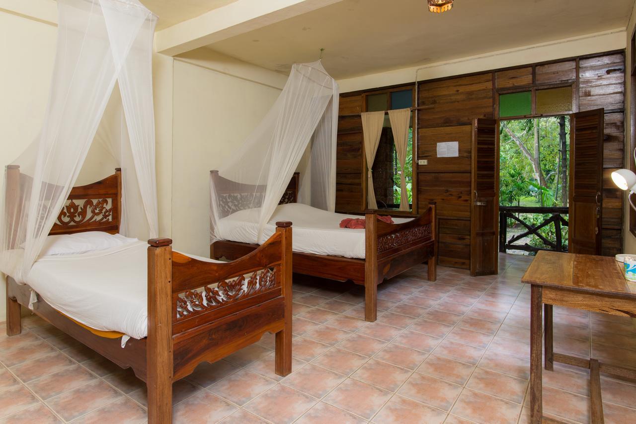 Art'S Riverview Lodge Khao Sok National Park Екстериор снимка